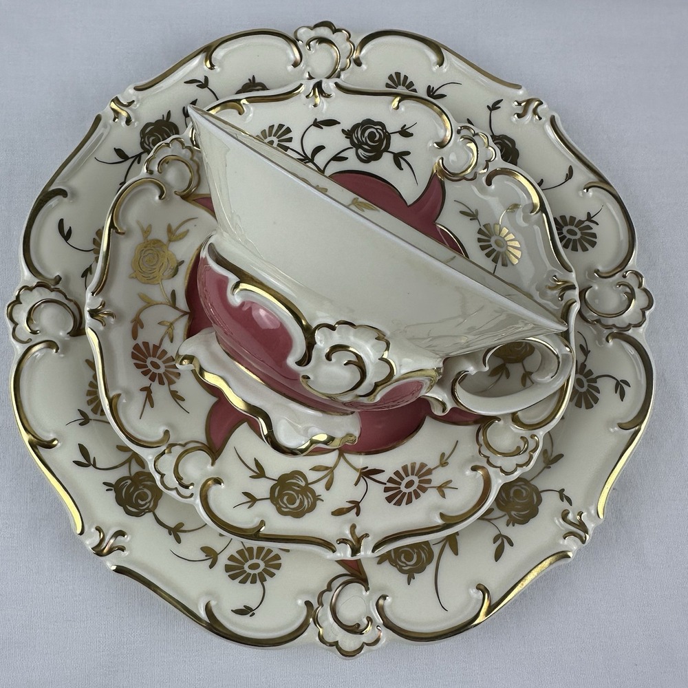Weimar Porzellan ILSE Tea Trio Coral Pink Gold Gilt Rose Footed Cup Saucer Plate